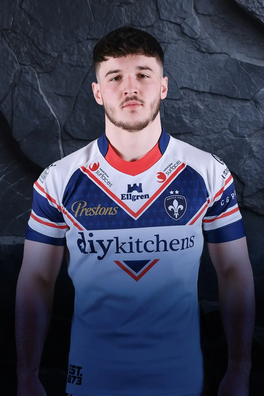 Ethan  Barnes